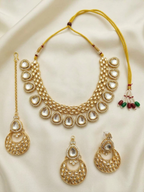 Royal Bridal Kundan & Pearl Choker Necklace Set